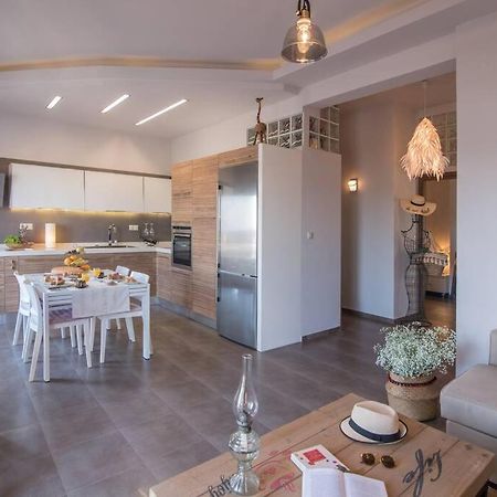 Ioanna Bayview Luxury Apartment Ierápetra Exteriör bild